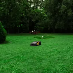 רובוט לכיסוח דשא נטען A10000 מונחה GPS סטיגה